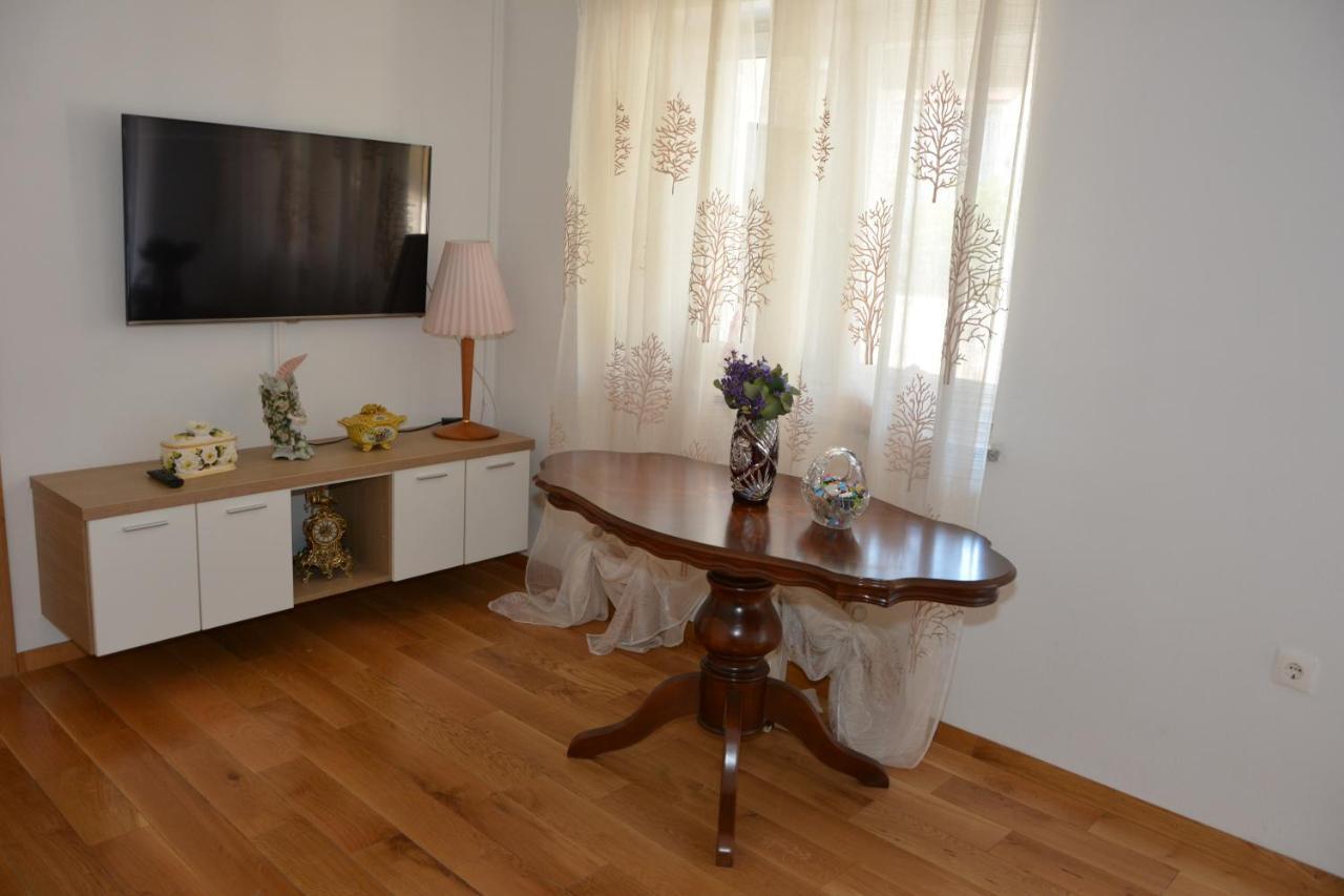 Zora Apartman Zengg Kültér fotó